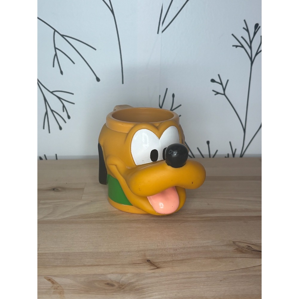Disney Pluto 3D Character Mug Vintage Plastic Cup Applause Inc Mickey Mouse Dog
